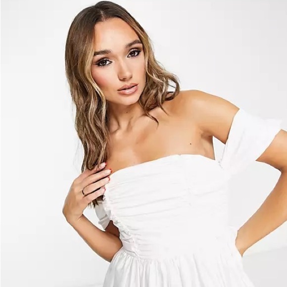 NWT Maya Deluxe Off-The-Shoulder White Ruched Dress - Picture 3 of 15